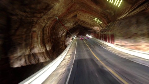 Bande-annonce de lancement de TrackMania 2 Canyon