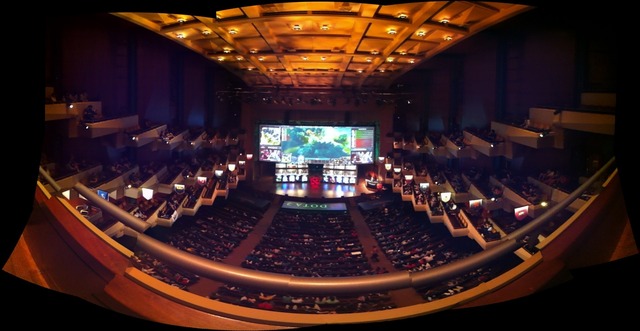 Panorama de la salle du Benaroya Hall au premier jour des phases finales, The International 2013