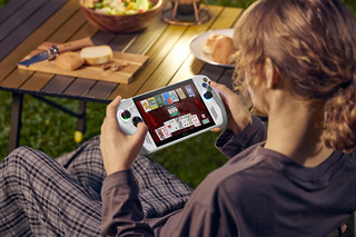 ROGXboxAllyHandheld Lifestyle4