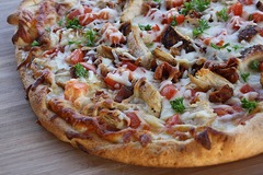 chicken_bacon_ranch_pizza_1.jpg