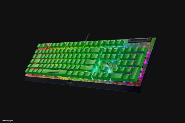 BlackWidow V4 X Minecraft - Https   medias p1