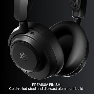 Arctis nova pro omni black etail img 09
