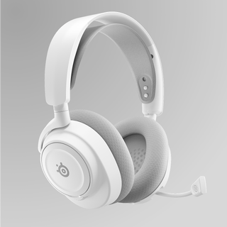 SocialMediaShots arctis nova 7 wl gen 2 white instagram 4000x4000 04