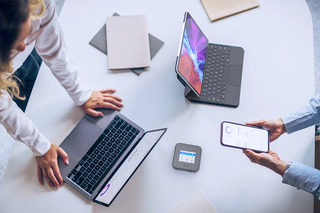 NETGEARM7Pro MR7450 Business HR
