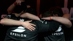 L'équipe Epsilon R6S PC lors de l'IEM.