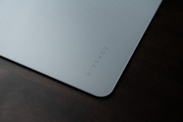 MMGLASSGray LowerRightCorner02