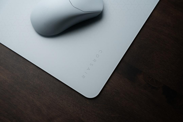 MMGLASSGray LowerRightCornerwithSABREv2PROUltralight