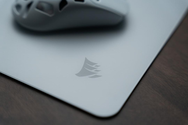 MMGLASSGray UpperRightCornerwithSABREv2PROMG