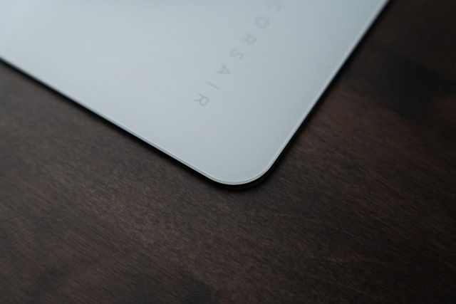 MMGLASSGray LowerRightCorner01