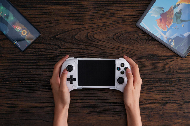 JPEG UltimateMobileGamingController scene 2560 21