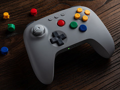 Test - 8BitDo 64 Bluetooth Controller : la manette N64 du XXIe siècle ?