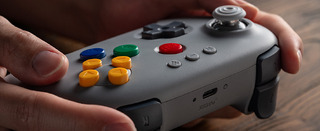 Lifestyle 8BitDo64BluetoothController5wide