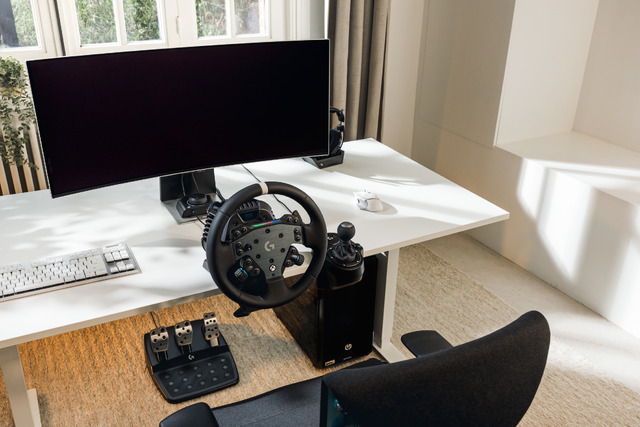 RS50 - - LIFESTYLERS50 High Resolution PNG RS50BaseENVRwdeskMediumOSDFXB1