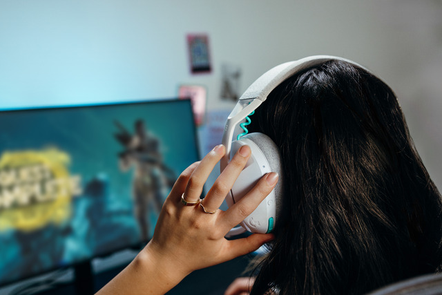 High Resolution PNG G321LightspeedLIFEWhiteControls2