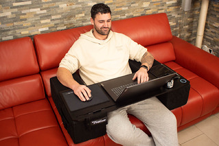 Nerdytec - Couchmaster - Cyboss - - CybossFront1500 Nerdytec - Couchmaster - Cyboss - - CybossFront1500