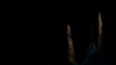 Coincé dans les stalagmites