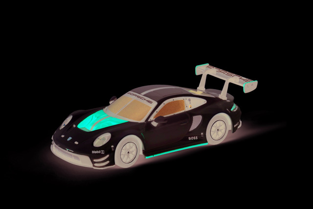 CarreraHybrid PressKit FR CarreraHybrid Cars Porsche whitelightning 50051006 Porsche white lightning 50051006 HIGH